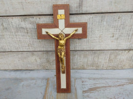 Ancien Croix Crucifix INRI Christ Bois Marqueterie - Religieuze Kunst