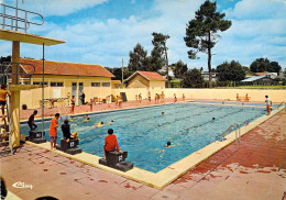 17 - Montendre Les Pins - La Piscine - Montendre