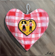 Tableau Peinture Coeur Alsacien En Kelsch Avec Costumes Traditionnels Et Cigogne. - Acryliques