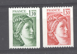 France  :  Yv  2062a-63a  **      Numéro Rouge - 1977-1981 Sabine Van Gandon