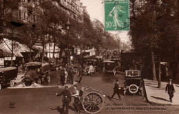 21251   PARIS Boulevard Montmartre Vu Du Carrefour Drouot Richelieu ( Voitures Autos Camion Policier Charrette (2 Scans) - Arrondissement: 09