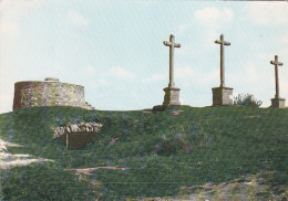 CHATEAU-CHINON - 1967 - Le Calvaire Et La Table D'Orientation --cachet - Chateau Chinon