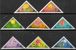 MONGOLIA 1973 FLOWERS FLORA ROSES COMPLETE SERIE TRIANGULAR - Mongolie