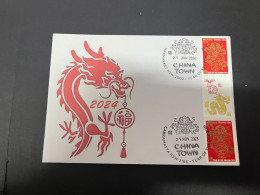 29-1-2024 (2 X 39) Chinese New Year Of The Dragon 2024 - 年中國龍年新年 - 1 Cover With Pair Gutter Gold Stamps - Chinese New Year