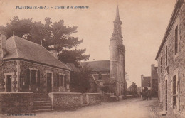 PLEUBIAN L'EGLISE ET LE MONUMENT 1933 TBE - Pleubian