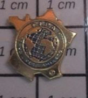 615D Pin's Pins / Beau Et Rare / POLICE / HEXAGONE IPA  INTERNATIONAL POLICE ASSOCIATION SERVO (pas Trop !) PER AMIKECO - Police