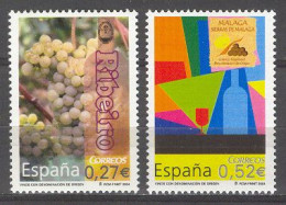 Spain 2004 - Vinos Con D.O. Ed 4112-13  (**) - Vinos Y Alcoholes