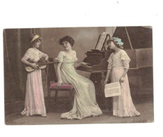 XB1179 JEUNE FILLE, ENFANT, GIRL FAMOUS MODEL GRETE REINWALD PLAYING VIOLIN RPPC - Ritratti