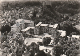 *** 52  ***  CLERMONT Préfecture Et Cité Administrative  Vue Aérienne Neuve TTBE  - Clefmont