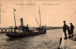 N°121794 -cpa Trouville -sortie Du Remorqueurs "Deauville" - Schlepper