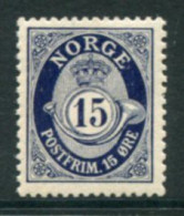 NORWAY 1920 Posthorn Definitive 15 Øre Dark Blue MNH / **.  Michel 99 - Ungebraucht