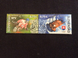 2022 Yvert 841/842 Used Se-tenant Jeux Olympiques D’hiver De Pékin Bobsleigh Et Hockey Sur Glace Année Du Tigre - Used Stamps