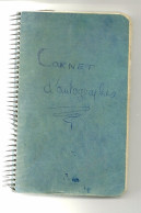 PETIT CARNET DE 25 AUTOGRAPHES (ACTEUR CHANTEUR SPORTIF 1966) - Cantanti E Musicisti