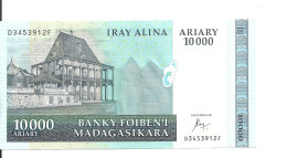 MADAGASCAR 10000 FRANCS ND2015 AUNC P 92 C - Madagascar