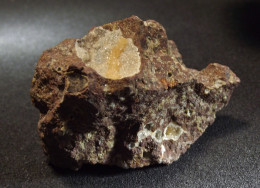Phacolite With Phillipsite  (4 X 2 X 2 Cm) - Bagattei - Vicenze - Italy - Minéraux