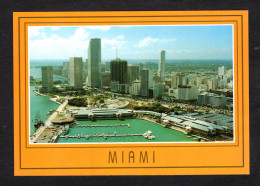 Etats Unis - MIAMI From The Chic Boutiques Of Bayside To The Bargain Hunters Paradise Of Flager St. , Downtown Offers It - Miami