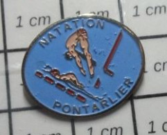 413B Pin's Pins / Beau Et Rare / THEME : SPORTS / NATATION PONTARLIER PLONGEON - Zwemmen