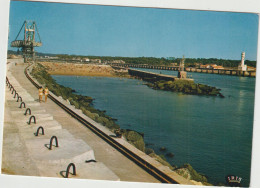 Pyrenées Atlantique : BOUCAU - TARNOS : Vue  1987 , Sémaphore , Digue - Boucau