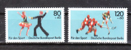 Germania Berlino -  1983.  Hockey Ghiaccio  E  Pattinaggio Artistico Ghiaccio. Ice Hockey And Artistic Ice Skating.MNH - Eishockey