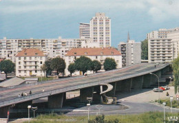 STRASBOURG--Le Pont W. Churchill Qui Relie Neudorf Au Nouveau Quartier De L'Esplanade - Strasbourg