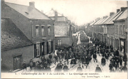 62 LIEVIN - Castastrophe Du N° 3 De Liévin - Le Cortège En Marche - Lievin
