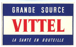 Buvard  18.5 X 11.6  Eau De VITTEL  Grande Source  Vermillon - Softdrinks