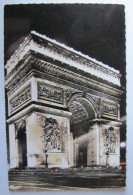 FRANCE - PARIS - L'Arc De Triomphe - 1961 - Parijs Bij Nacht