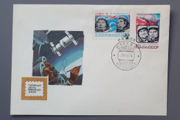 U322 URSS RUSSIE USSR RUSSIA ESPACE COSMOS YT4090 4091 1974 SOYOUZ 14 Et 15 SARAFANOV DEMIN POPOVITCH ARTIOUKINE - UdSSR