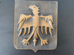 Plaque Avec Blason En Forme De Aigle - Koper