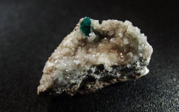 Dioptase  ( 1.5 X 1 X 1 Cm ) Tsumeb Mine - Tsumeb - South Africa - Mineralen