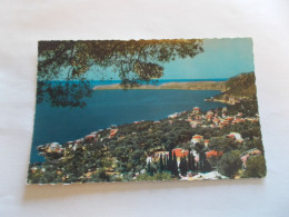 CAP D AIL  ( 06 Alpes Maritimes )  VUE GENERALE AU FOND LE CAP FERRAT 1955 COLORISER - Cap-d'Ail