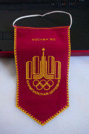 RUSSIA MOSCOW 1980 Flag Pennant - Uniformes Recordatorios & Misc