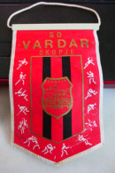 SD VARDAR SKOPJE  SPORT Flag Pennant - Bekleidung, Souvenirs Und Sonstige