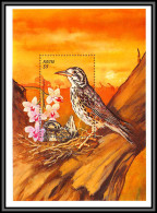 80841 Nevis Mi N°163 TB Neuf ** MNH Oiseaux Birds Bird 1999 Groundscraper Thrush Merle - Collections, Lots & Séries