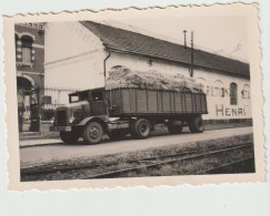 7508 Photo Photographie 6x8,5 Camion Truck BERLIET ? Année 50 Devant Entreprise à Identifier Localiser Situer - Cars