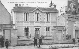 BEAUVOIR-sur-NIORT (Deux-Sèvres) - Ecole De Garçons - Voyagé 1908 (2 Scans) Grandsire, Valenciennes, 55 Rue Du Rempart - Beauvoir Sur Niort