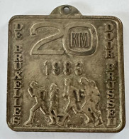 Médaille. 20 KM De Bruxelles. 20 KM Door Brussel. 1983. Sport. 1/2 Marathon. - Atletiek