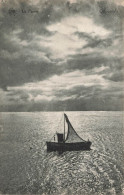 BELGIQUE - La Panne - Un Bateau En Pleine Mer Au Crépuscule - Carte Postale Ancienne - De Panne