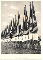 EF64 - PHOTO SUR PAPIER - DRAPEAUX CROIX GAMMEE ET ATHLETES - FORMAT 18.5 X 27 CM - Athlétisme