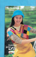 Japan Telefonkarte Japon Télécarte Phonecard - Musik Music Musique Girl Frau Women Femme FUJI Film - Musique