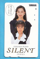 Japan Telefonkarte Japon Télécarte Phonecard - Musik Music Musique Girl Frau Women Femme Yamaha Piano - Musik