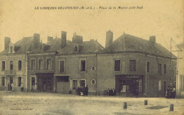 49 - Le Loroux Béconnais (Maine-et-Loire) - Place De La Mairie (côté Sud) - Le Louroux Beconnais