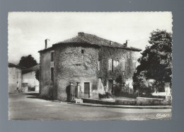 CPSM - 40 - Roquefort - Vieilles Maisons - Circulée - Roquefort