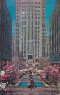 United States NY New York City The Channel Gardens In Spring Dress - Otros Monumentos Y Edificios