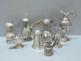 -8 ETAINS MINIATURES VASES AIGUIERES CHOPE CHOCOLATIERE PICHET LAMPE à HUILE    E - Tin