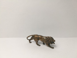Kinder : Tiere 1978 - Löwe - Brüniert - Ohne Kennung - Figurines En Métal