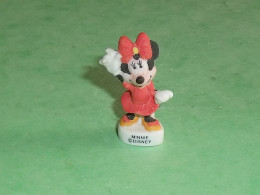 Fèves / Fève / Disney : Mickey , Minnie  " Mat "  T134 - Disney