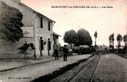 Beaufort En  Vallée       49      Intérieur De La Gare             (voir Scan) - Sonstige & Ohne Zuordnung