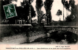 Beaufort En  Vallée       49             Les Abattoirs Et Le Pont Sur Le Couesnon      (voir Scan) - Autres & Non Classés