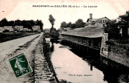 Beaufort En  Vallée       49          Le Lavoir           (voir Scan) - Autres & Non Classés